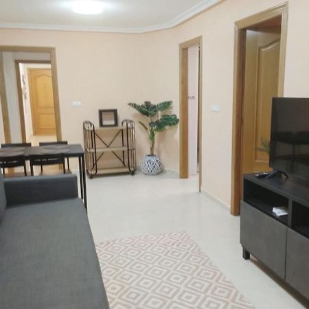 Torrevieja 2 Bedroom Holiday Apartment المظهر الخارجي الصورة
