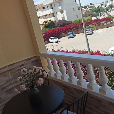 Torrevieja 2 Bedroom Holiday Apartment المظهر الخارجي الصورة