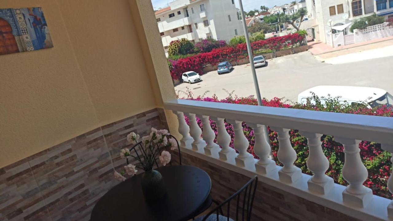 Torrevieja 2 Bedroom Holiday Apartment المظهر الخارجي الصورة